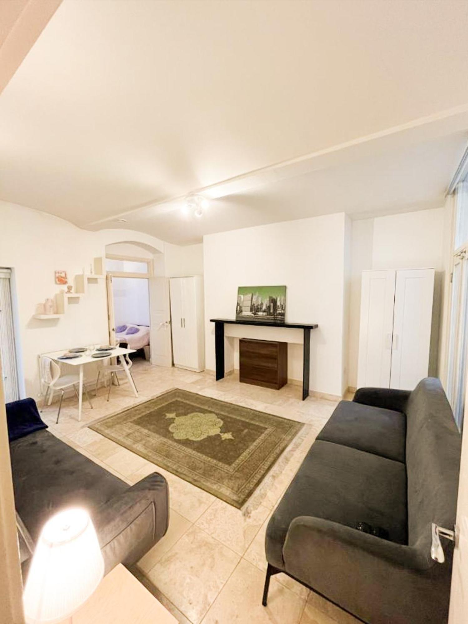 Apartment Moments From Hyde Park London Exterior foto